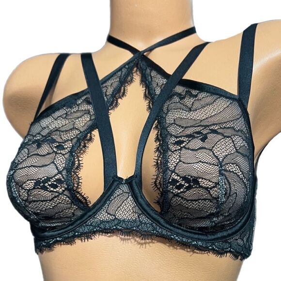 Victoria’s Secret Very Sexy Strappy Unlined Demi Black Lace Bra Black 34C - Picture 2 of 4